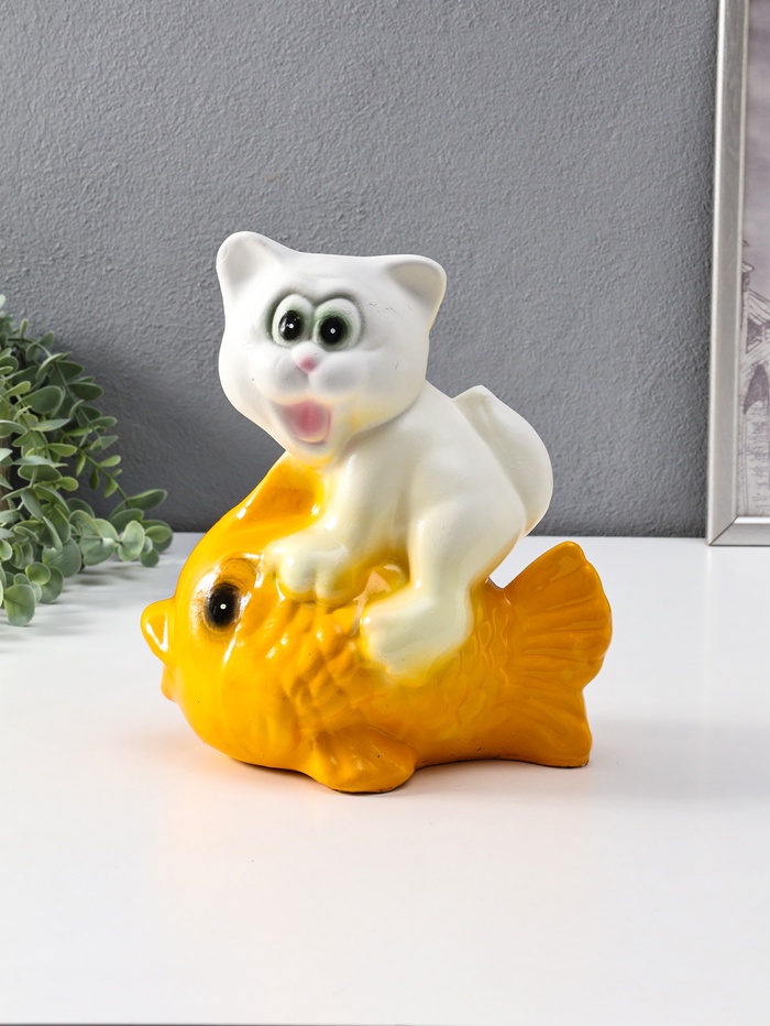 Копилка для денег «Кот на рыбке», гипс, 21 см