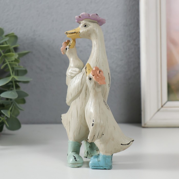 Фигурка полистоун «Гусыня с детками», 9×5.5×14.5 см