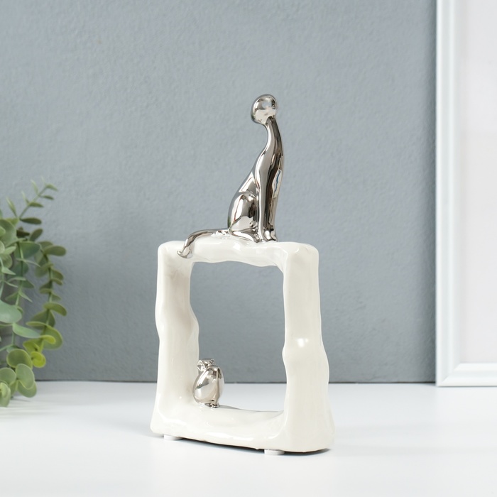 Фигурка керамика «Кошки-мышки. Квадрат», белый с серебром, 5.2×13.5×23 см