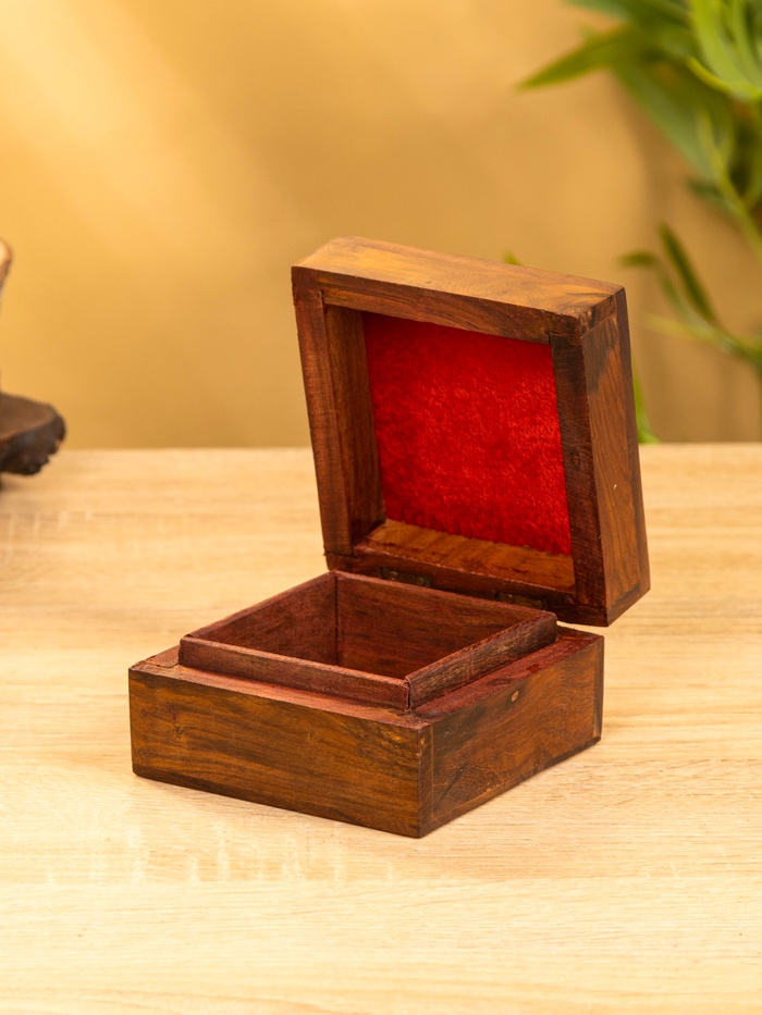 Шкатулка «Фазы Луны», 10×10×6 см, дерево шишам