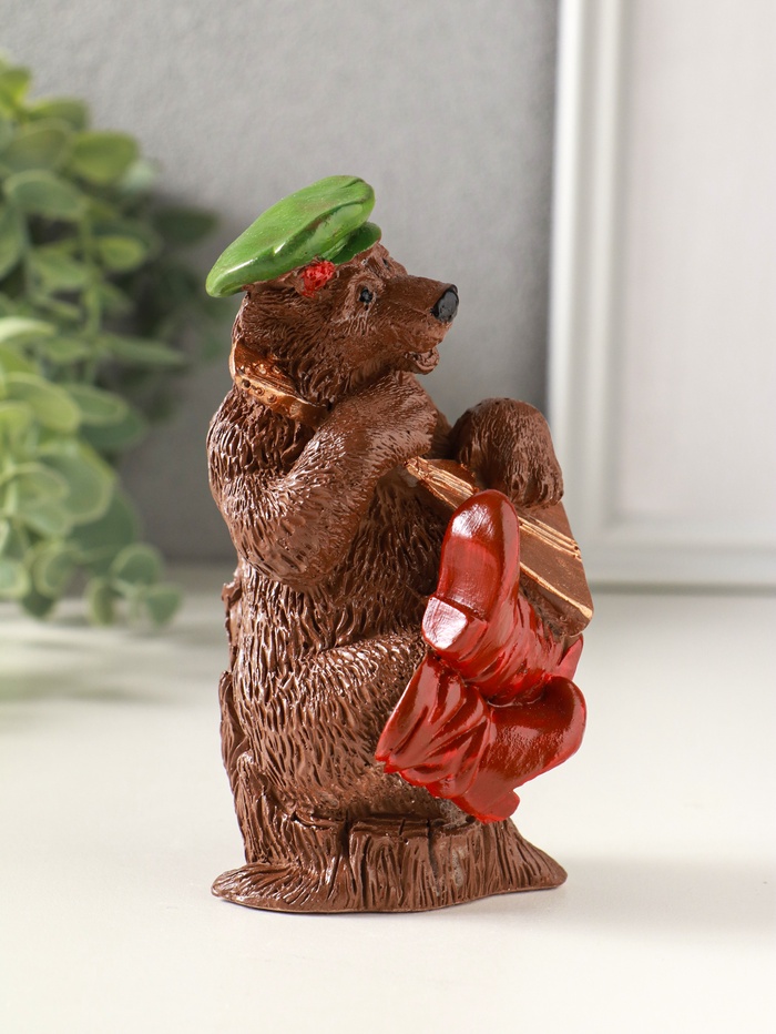 Фигурка гипс «Медведь с балалайкой», 12×7 см, коричневый