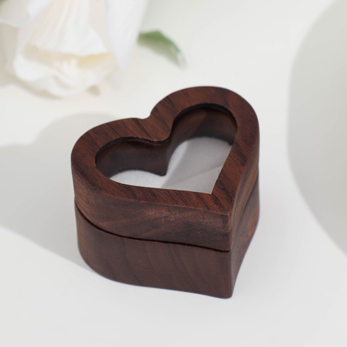 Футляр для колец «Сердце», шкатулка для украшений, белая подушка, тёмное дерево