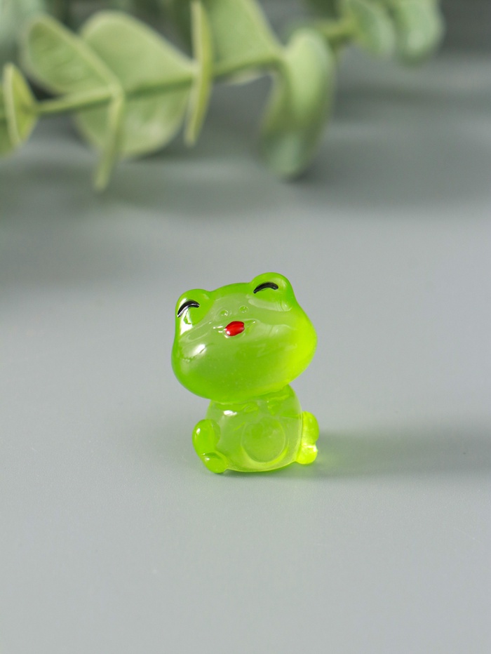 Набор фигурок из эпоксидной смолы флуоресцентные «Лягушата», 6 шт., 3.2×2.5×2 см