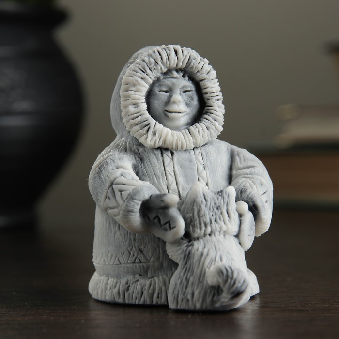 Фигурка «Ребенок со щенком», 5.5 см