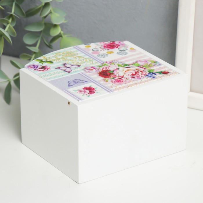 Шкатулка для украшений «Бабочки и розы», с зеркалом, дерево, 10.5×10.8×7 см