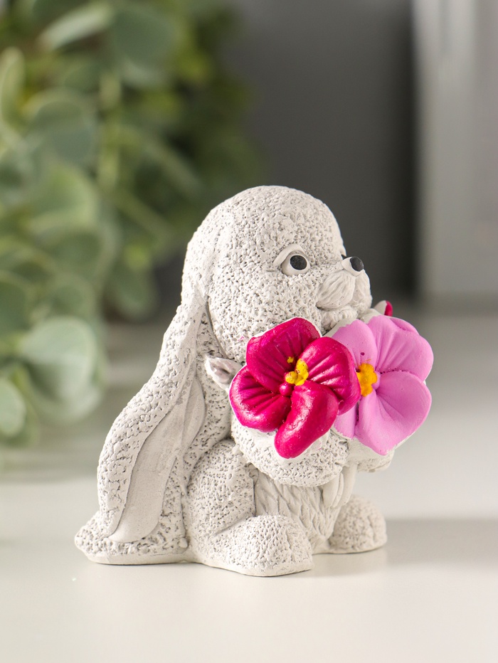 Фигурка гипс «Кролик с анютиными глазками», 6×6×4, цветной