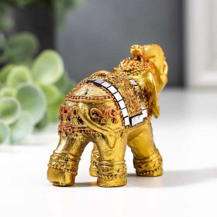 Фигурка полистоун «Золотой слоник с мозаикой из зеркал», 5.2×6×3 см