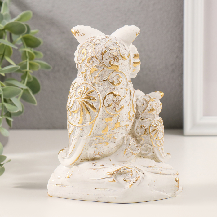Фигурка полистоун «Сова с совёнком на коряге», белый с золотой патиной, 11.5×6.5×14.5 см
