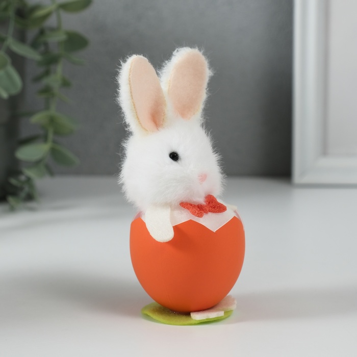 Фигурка «Зайка в скорлупе», 5.2×5.2×12.2 см