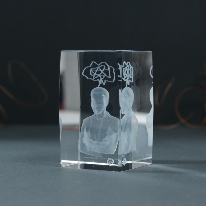 Фигурка стекло прямоугольник «Мыслитель», 5×5×8 см