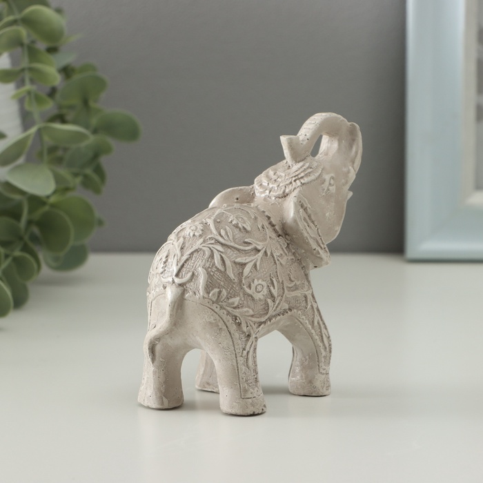 Фигурка гипс «Слон резной», 10×10×5 см, слоновая кость