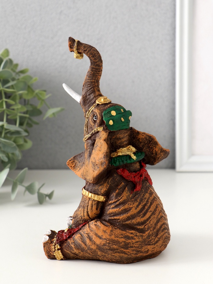 Фигурка полистоун «Слон индийский сидит», 17.5×8.5×9 см