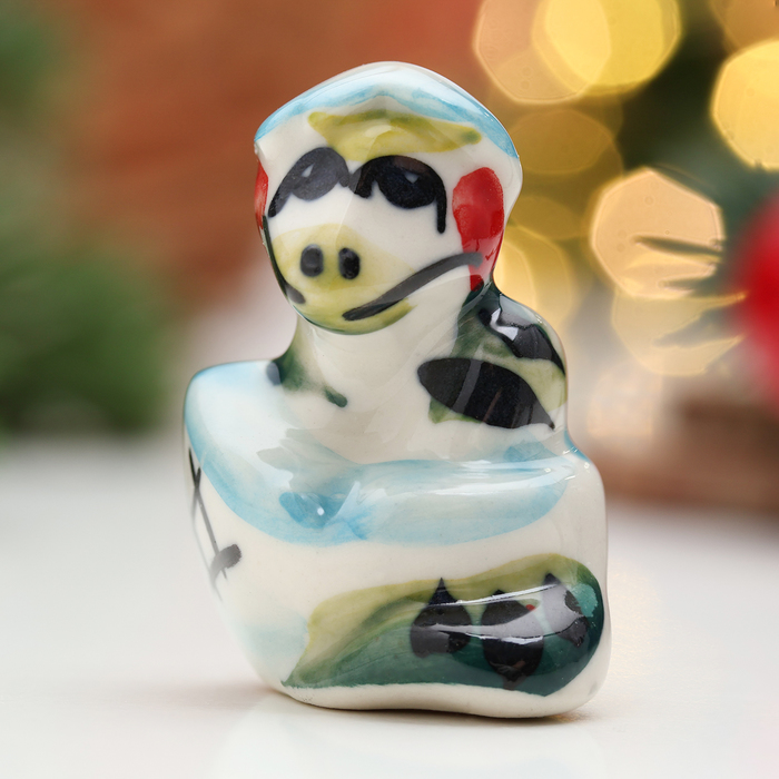 Фигурка фарфор гжель «Змея в яйце», цветная, 4.5×3 см