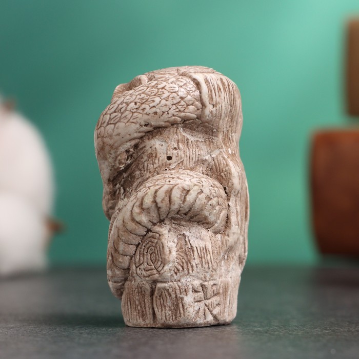 Фигурка гипс «Змея» слоновая кость, 5×3×3 см