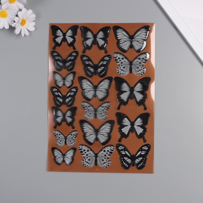 Интерьерный декор «Бабочки полупрозрачные», пластик, чёрные, набор 18 шт., без клеевого слоя, 5; 6; 7 см