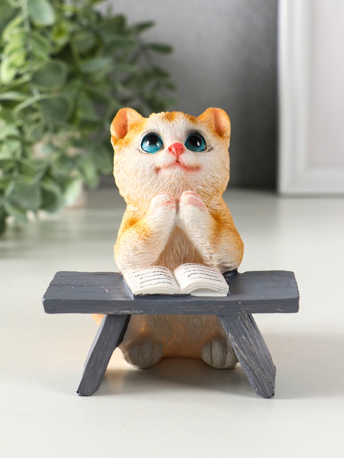 Фигурка полистоун «Котик с книгой за партой», рыжий, 9×8.5×9.5 см