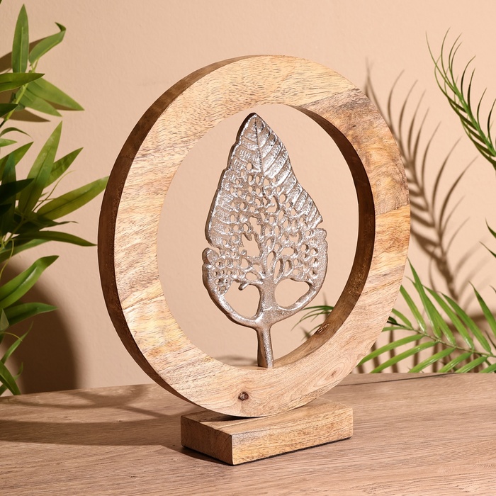 Сувенир интерьерный в деревянном кольце «Лист», 30×8×33 см