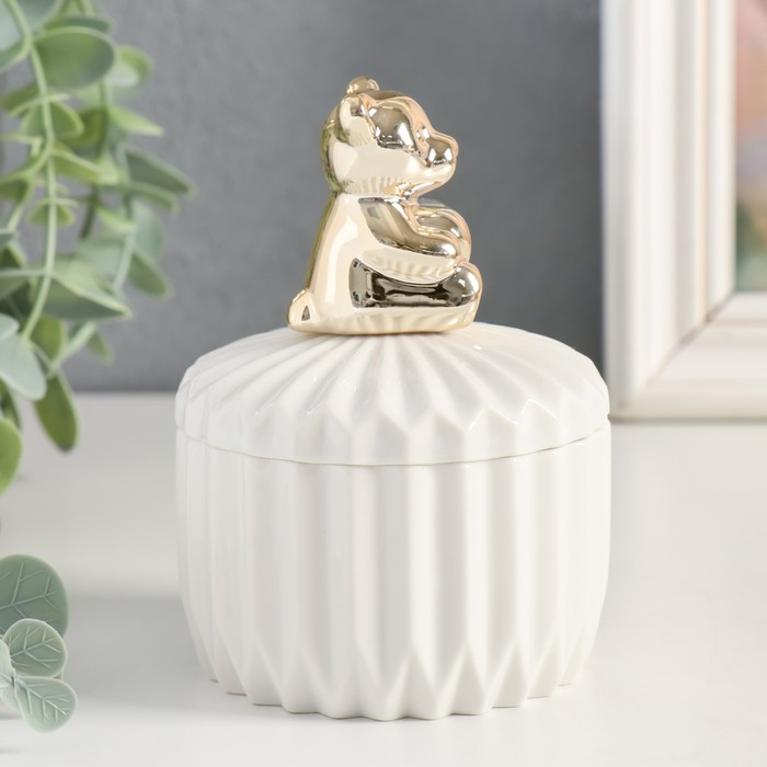 Шкатулка для украшений «Золотой медвежонок», керамика, белый рельеф, 11.5×8.2×8.2 см