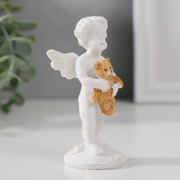 Фигурка полистоун «Белоснежный ангел стоит со своим медвежонком», 8×4.5×3.5 см