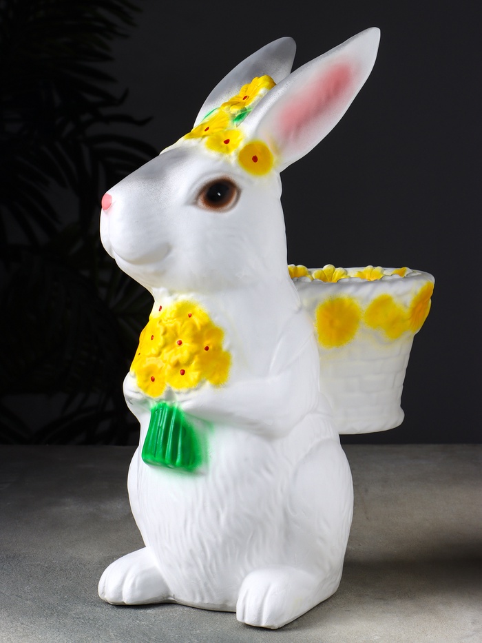 УЦЕНКА Фигура - подставка для мелочей «Зайка с корзинкой кашпо», 15×25×38 см