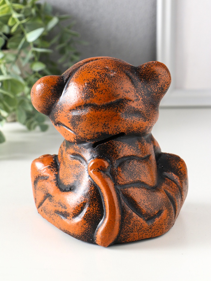 Копилка для денег «Тигрёнок с сердцем», гипс, 14.5×13.5×13 см