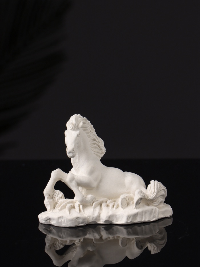 Фигурка гипс «Лошадь лежит», 7.5×5×3.5 см, натуральный