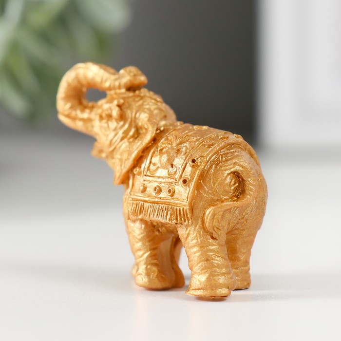 Фигурка полистоун «Золотой слоник», 2.2×5×4.5 см, МИКС