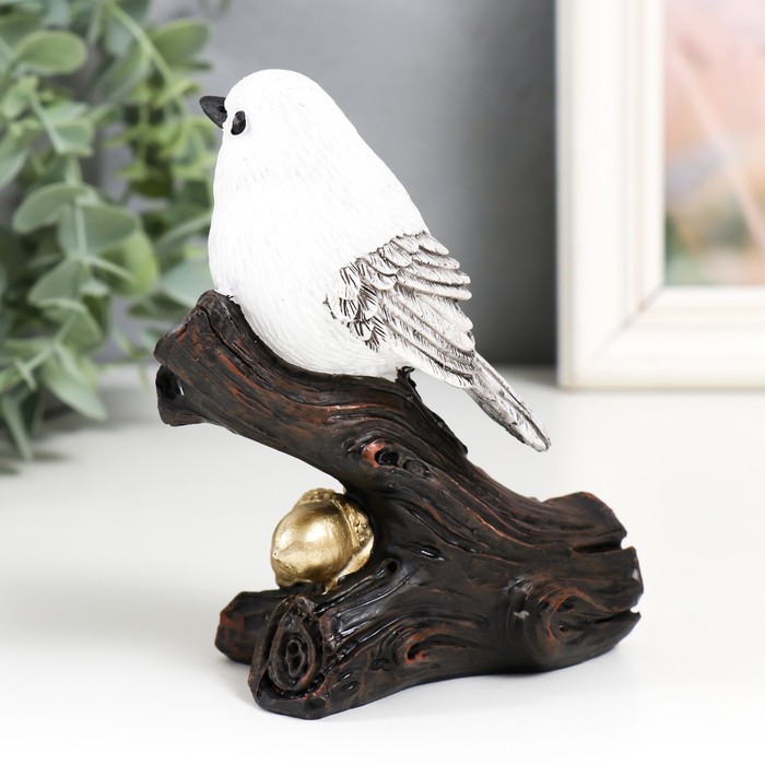 Фигурка полистоун «Белая птичка на ветке жёлудя», под золото, 9×5.5×13 см