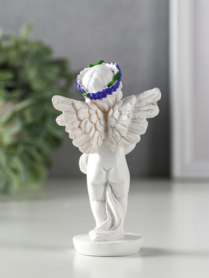 Фигурка полистоун «Ангел с букетом лаванды», бело-фиолетовый, 5.7×3.5×10 см, МИКС