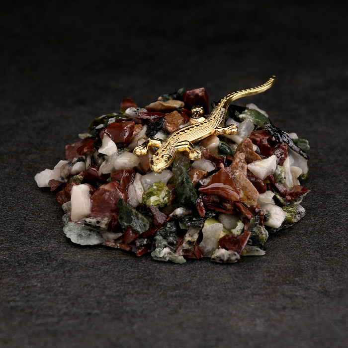 Фигурка «Ящерица на горке»