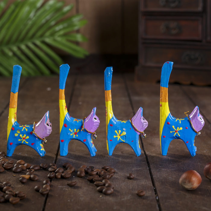 Сувенирный набор «Кошечки цветные под кольца», 4 шт., 7×5×10 см