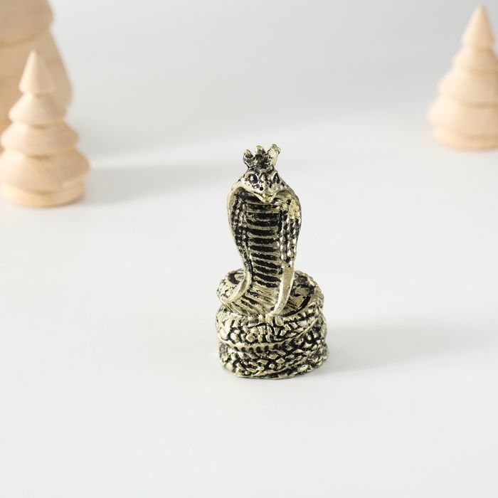 Фигурка полистоун «Королевская кобра», 3×2.5×6 см, МИКС
