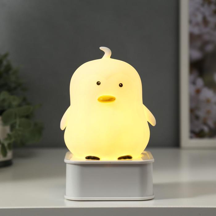 Фигурка светящаяся RISALUX «Утёнок», LED-ночник, от батареек 4×АА, USB, RGB, 9×9×15.5 см, МИКС