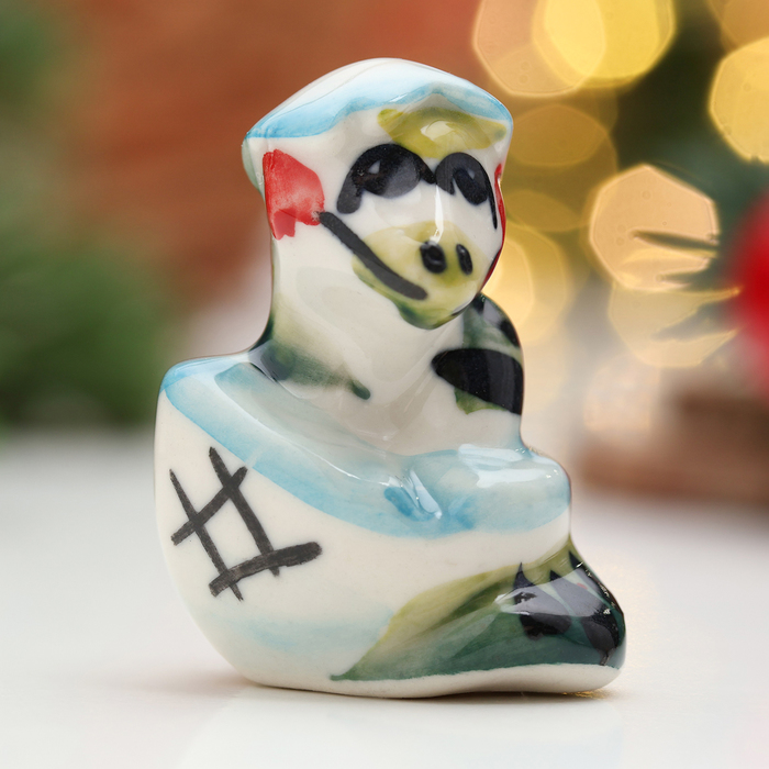 Фигурка фарфор гжель «Змея в яйце», цветная, 4.5×3 см