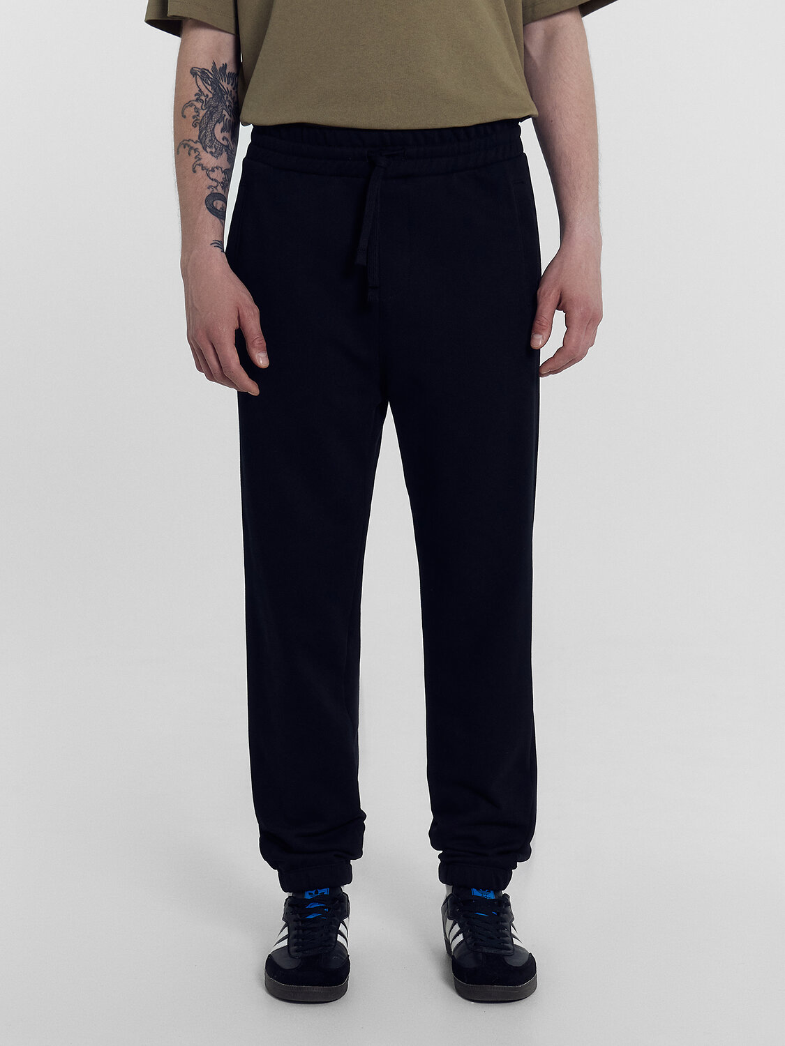 ст. цена1904руб.! MARK FORMELLE Брюки 181239черный