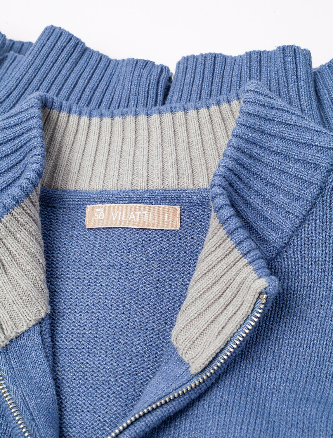 ст. цена2590руб.! VILATTE Джемпер U39.011светло-синий