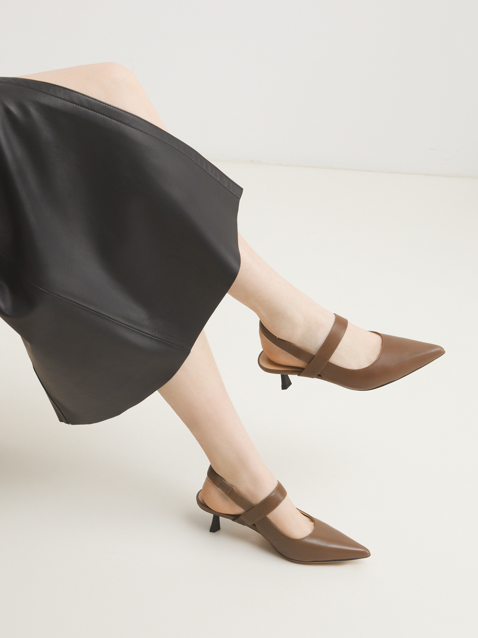 Женские туфли с открытой пяткой (слинг-бэк) TENDANCE 4483799, коричневый