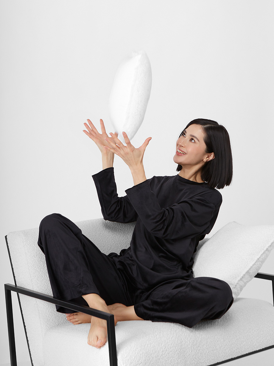 Костюм из велюра OD-742-5 черный OD-742-5