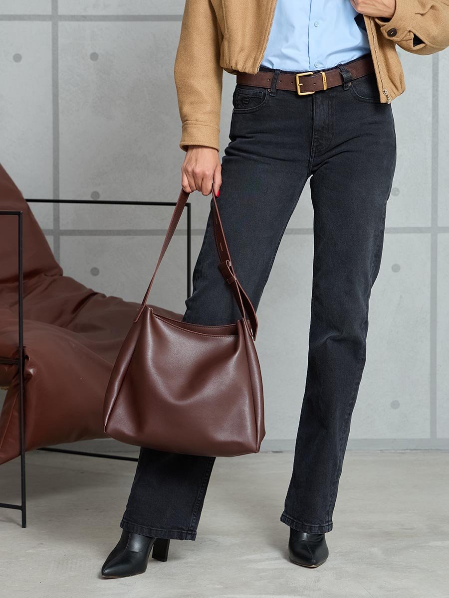 Женские джинсы