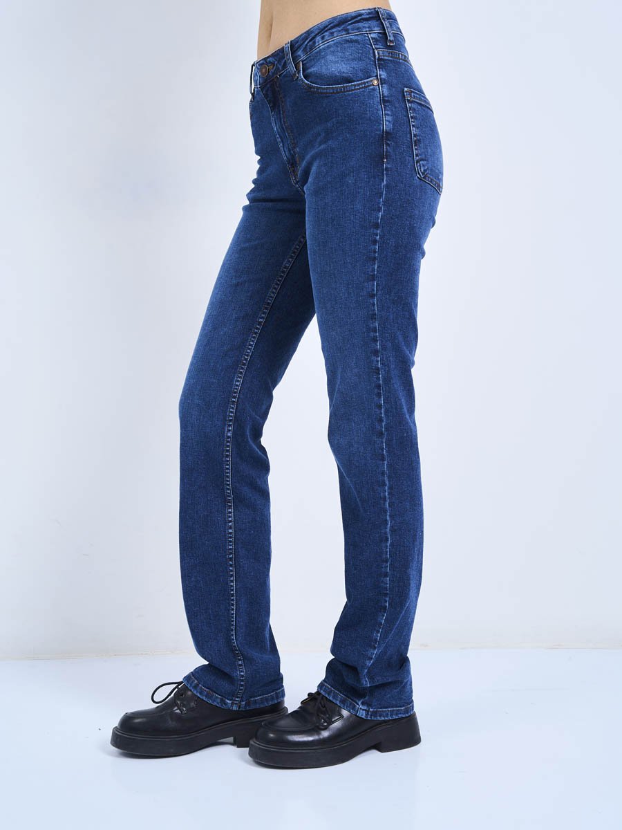 Женские джинсы