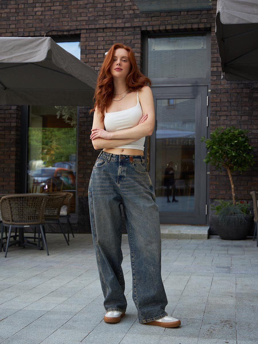 Женские джинсы