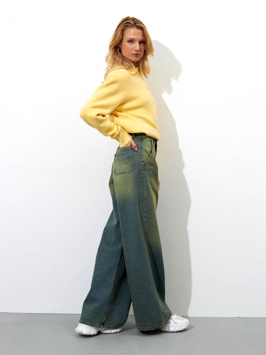 Женские джинсы