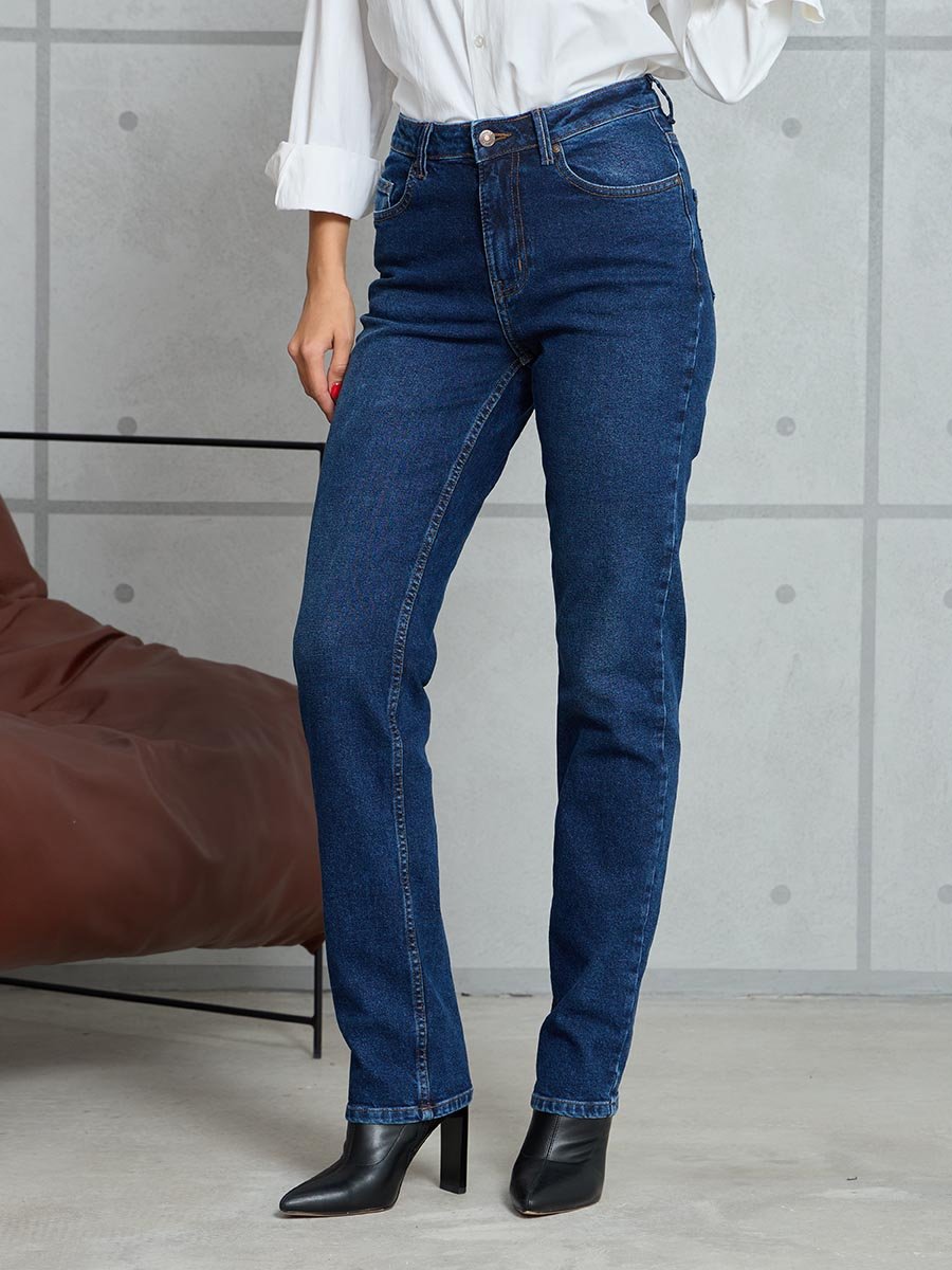 Женские джинсы