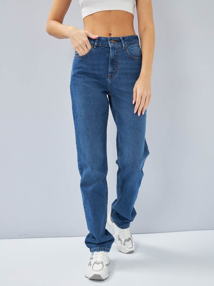 Женские джинсы