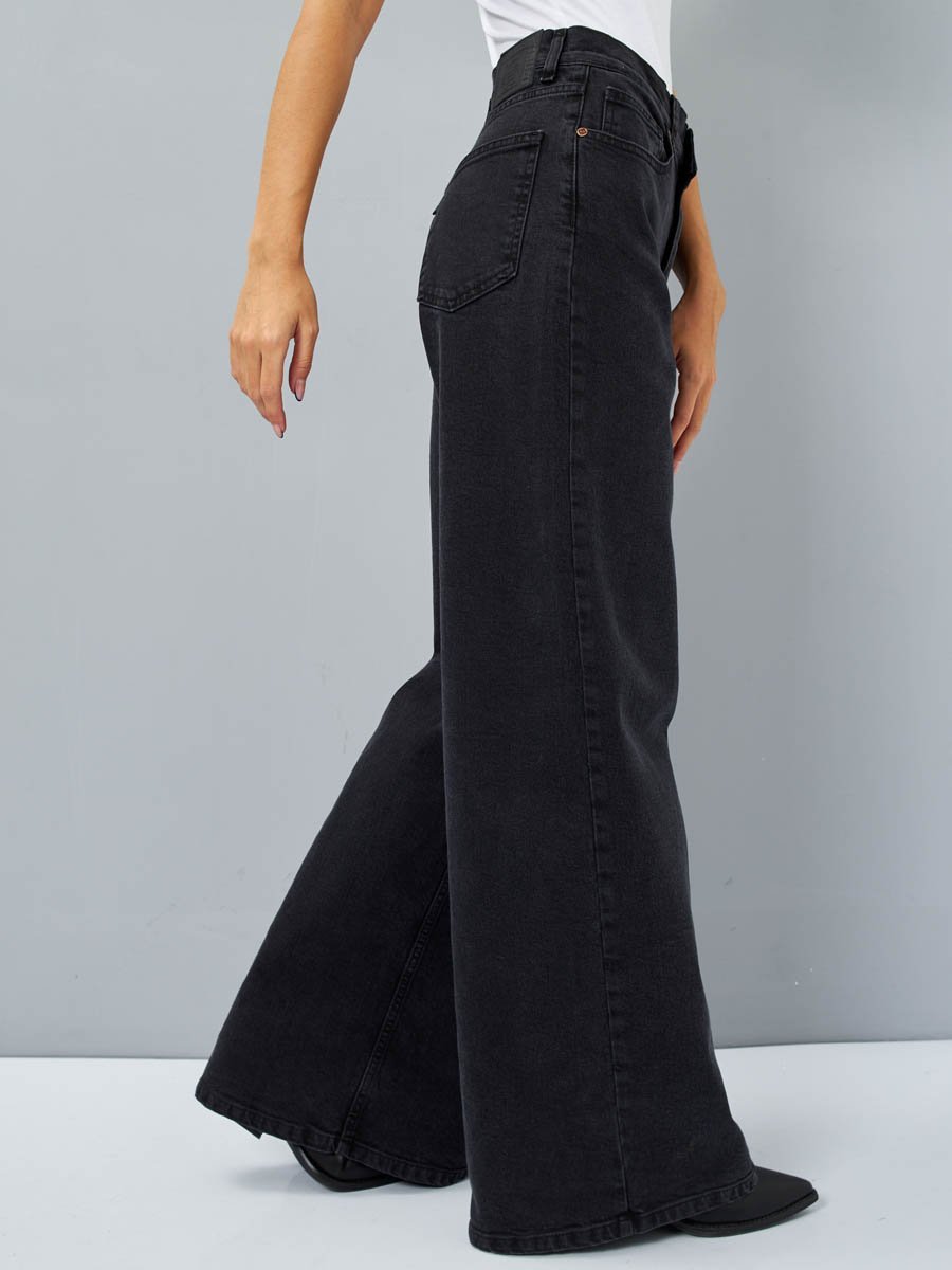 Женские джинсы