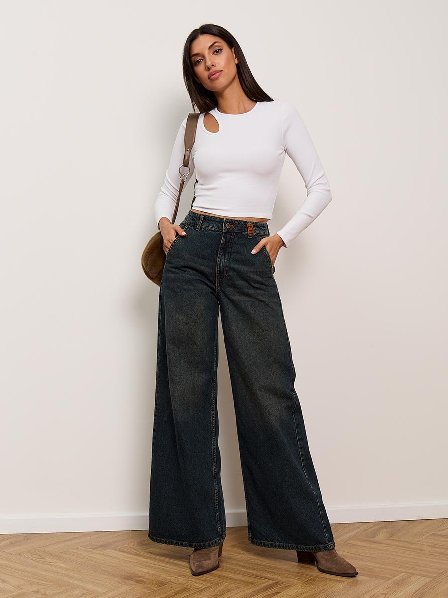 Женские джинсы