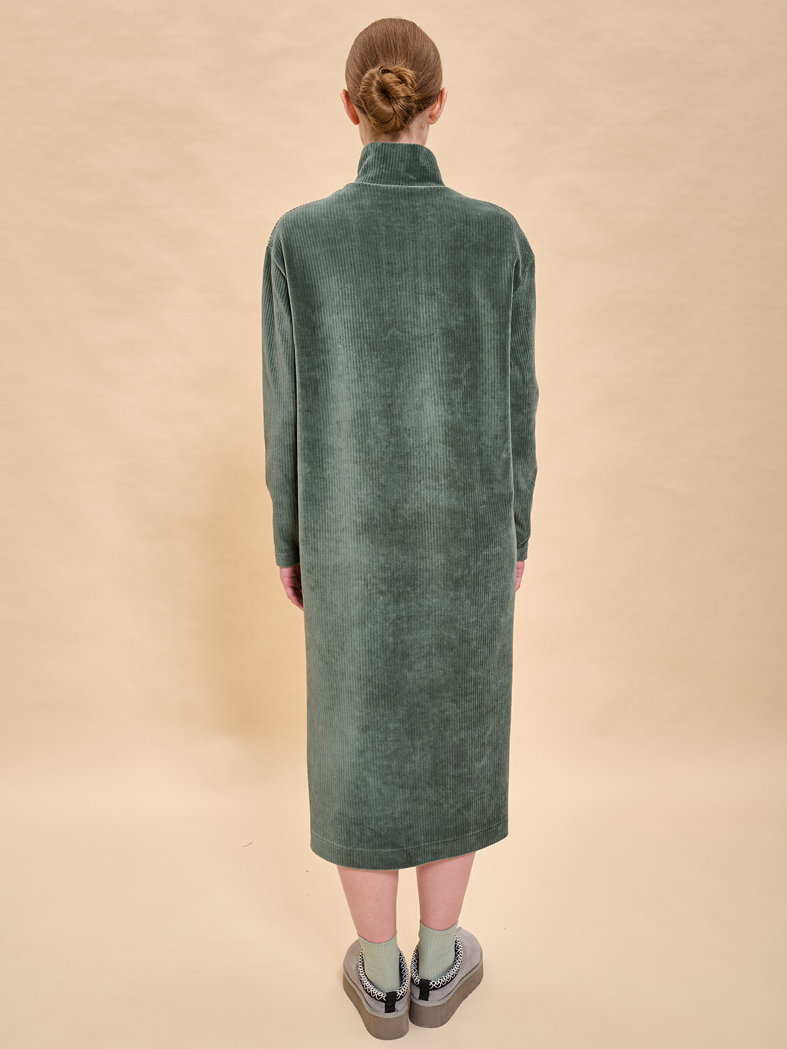 ст. цена2598руб.! PELICAN Платье DFDQ6930Хаки