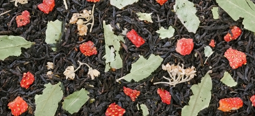 Царская охота                                                  Аромат индийского черного чая  в сочетании с нежным липовым цветом, земляникой и бодрящим бергамотом  