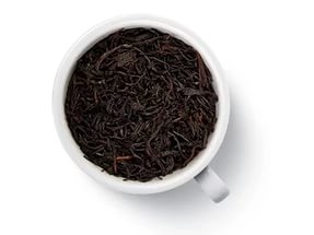 Кенийский чай   Зов джунглей (FOP)                                               Имеет удивительно насыщенный янтарный настой с полным и гармоничным вкусом, который невозможно забыть. Отличается   высоким содержанием кофеина.