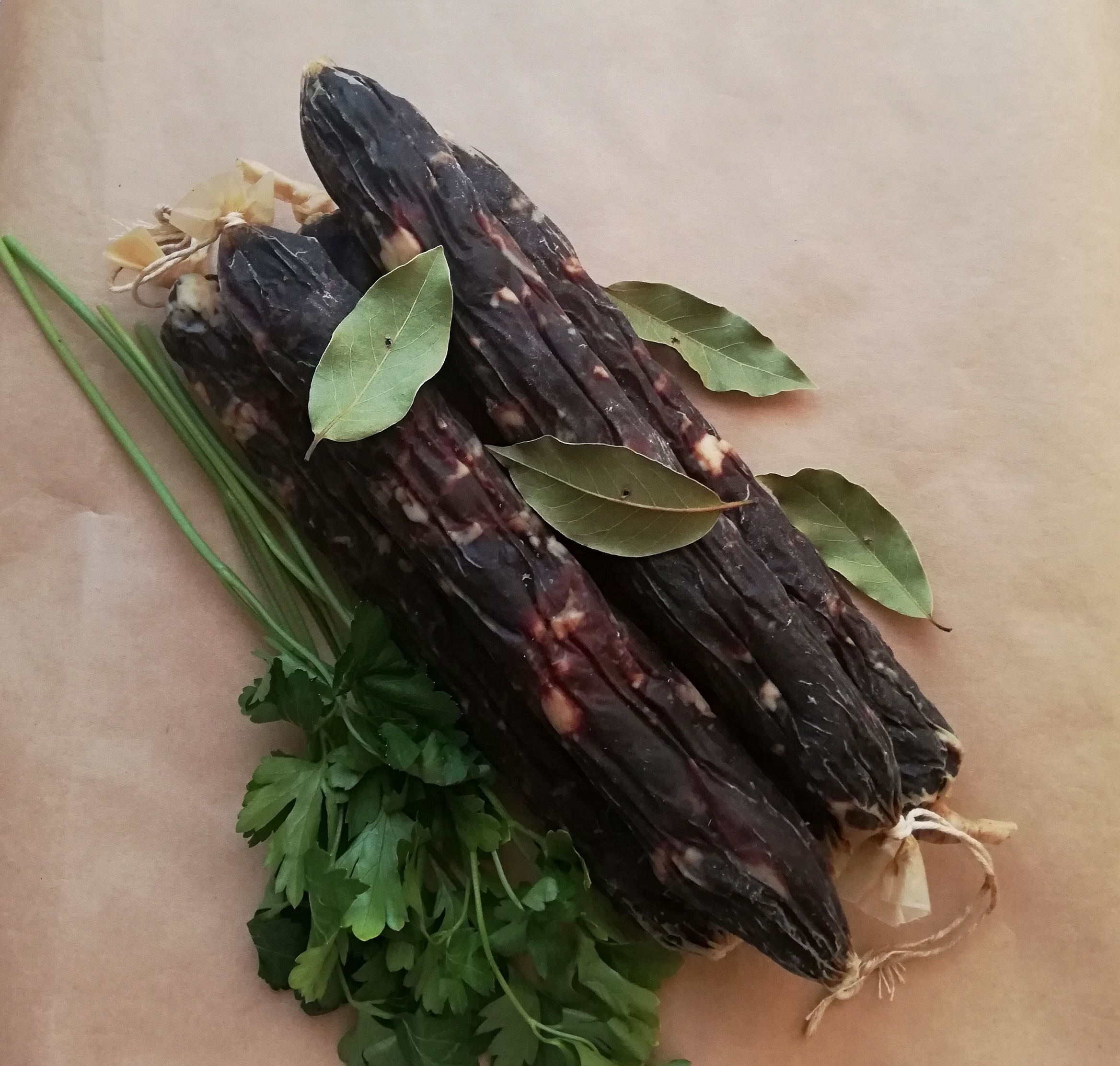 Колбаса конская сыровяленая . Махан